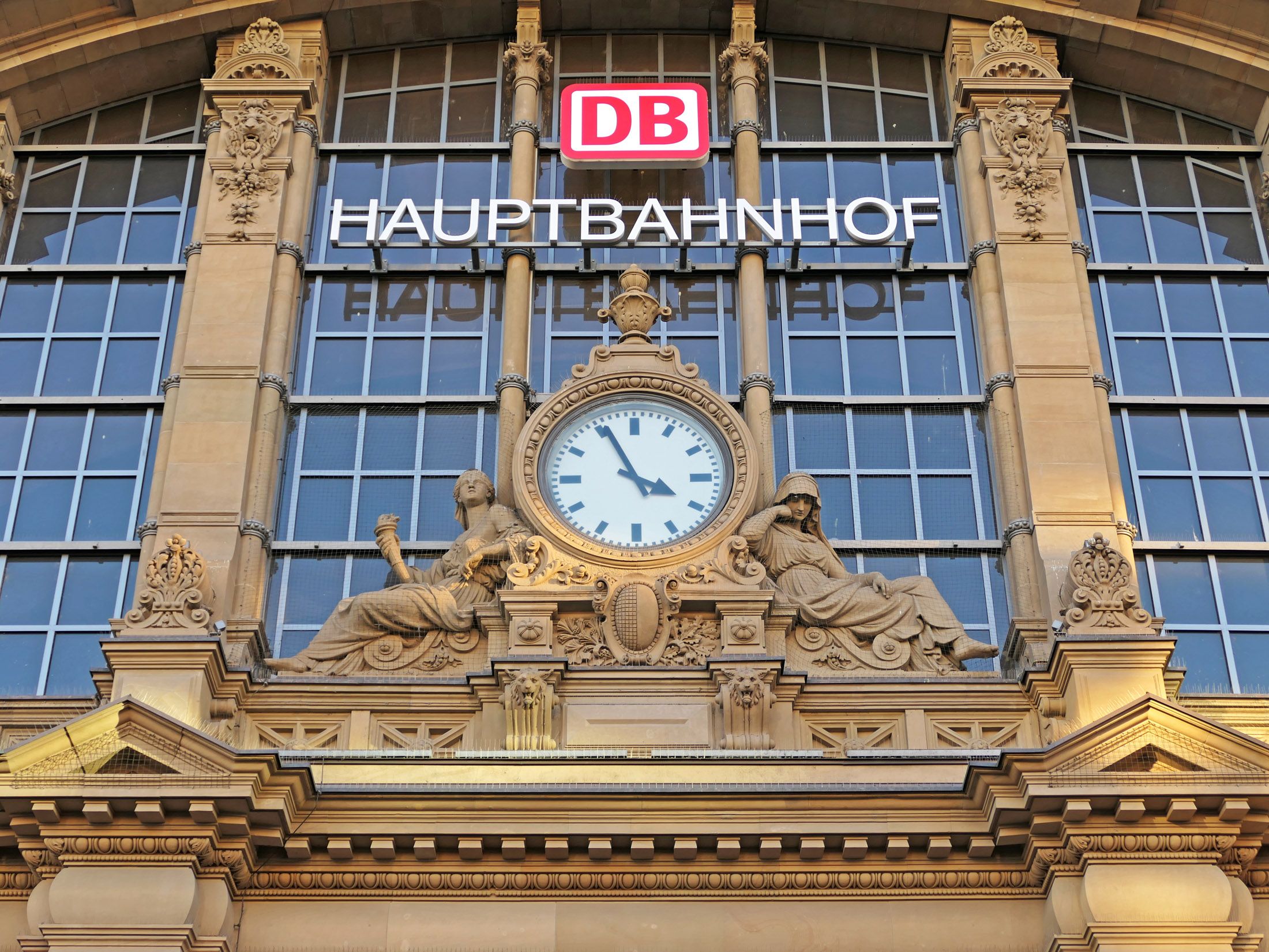 Frankfurt_Hauptbahnhof_10